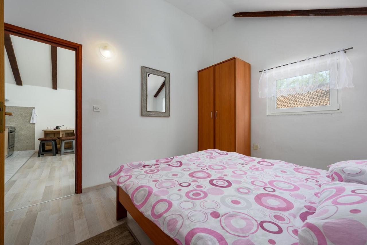 Amore House With Apartment Umag Extérieur photo