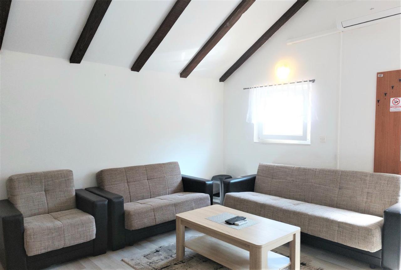 Amore House With Apartment Umag Extérieur photo