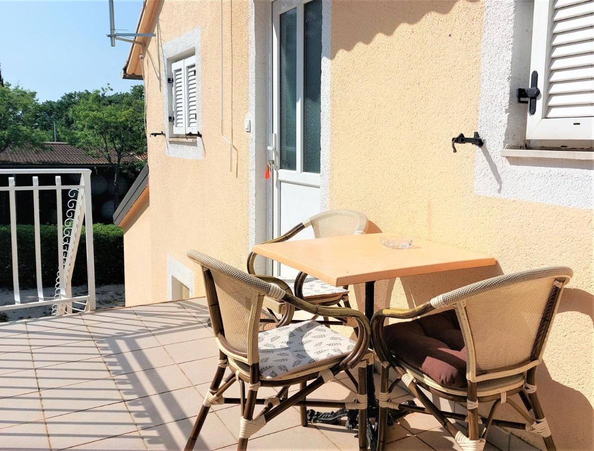 Amore House With Apartment Umag Extérieur photo